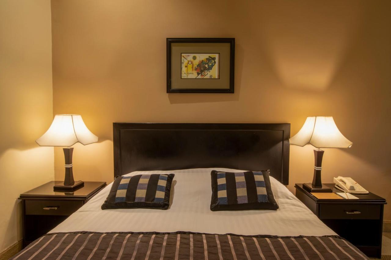 Century Park Hotel Amman Exterior photo