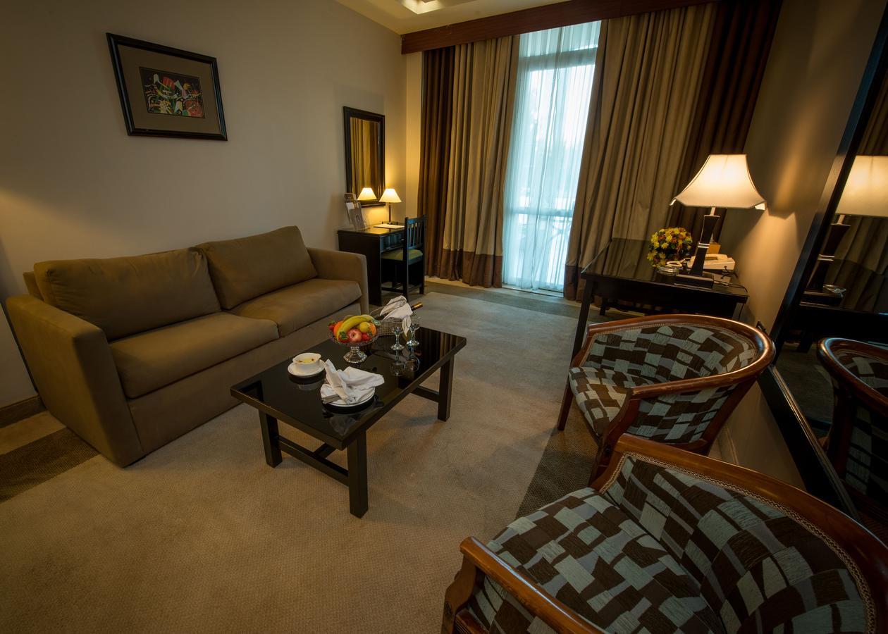 Century Park Hotel Amman Exterior photo