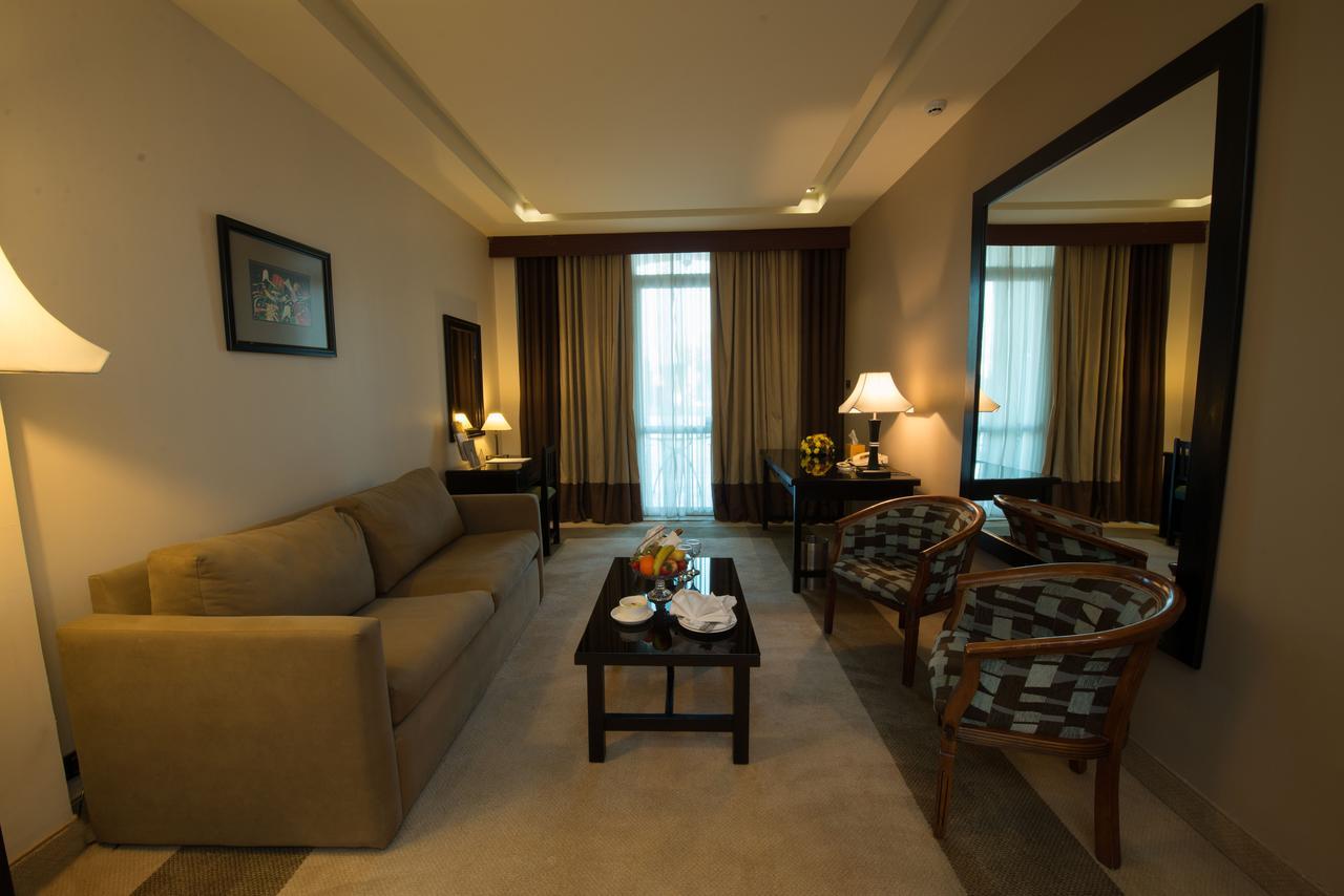 Century Park Hotel Amman Exterior photo
